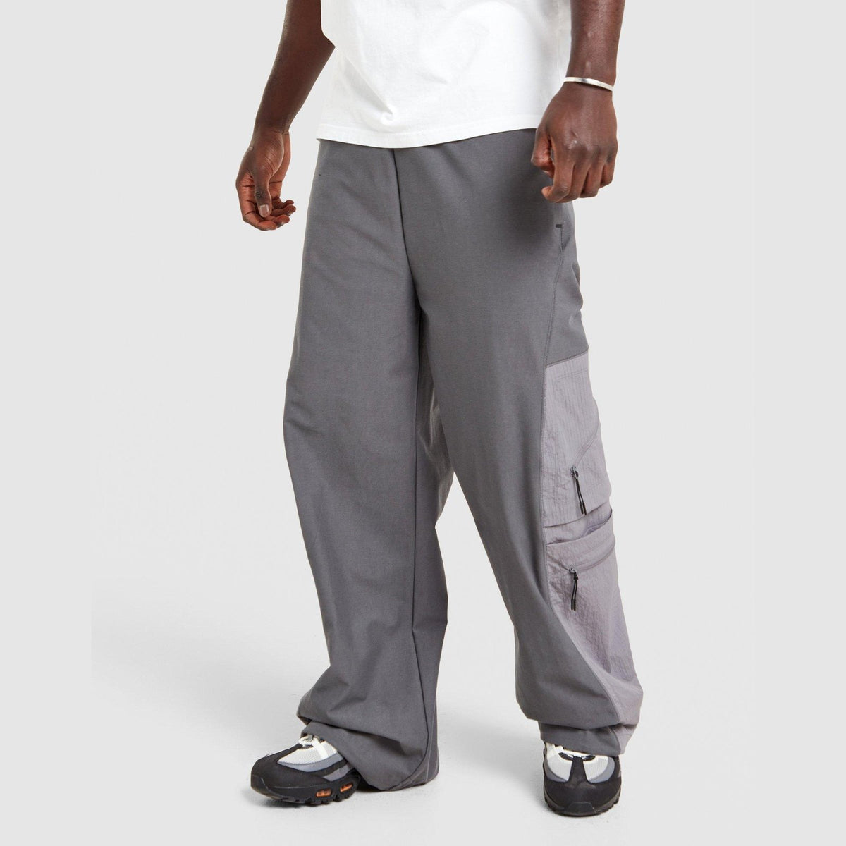 Tech Utility Track Pants Image 1 - LUZACTIVE - AUSTRALIA