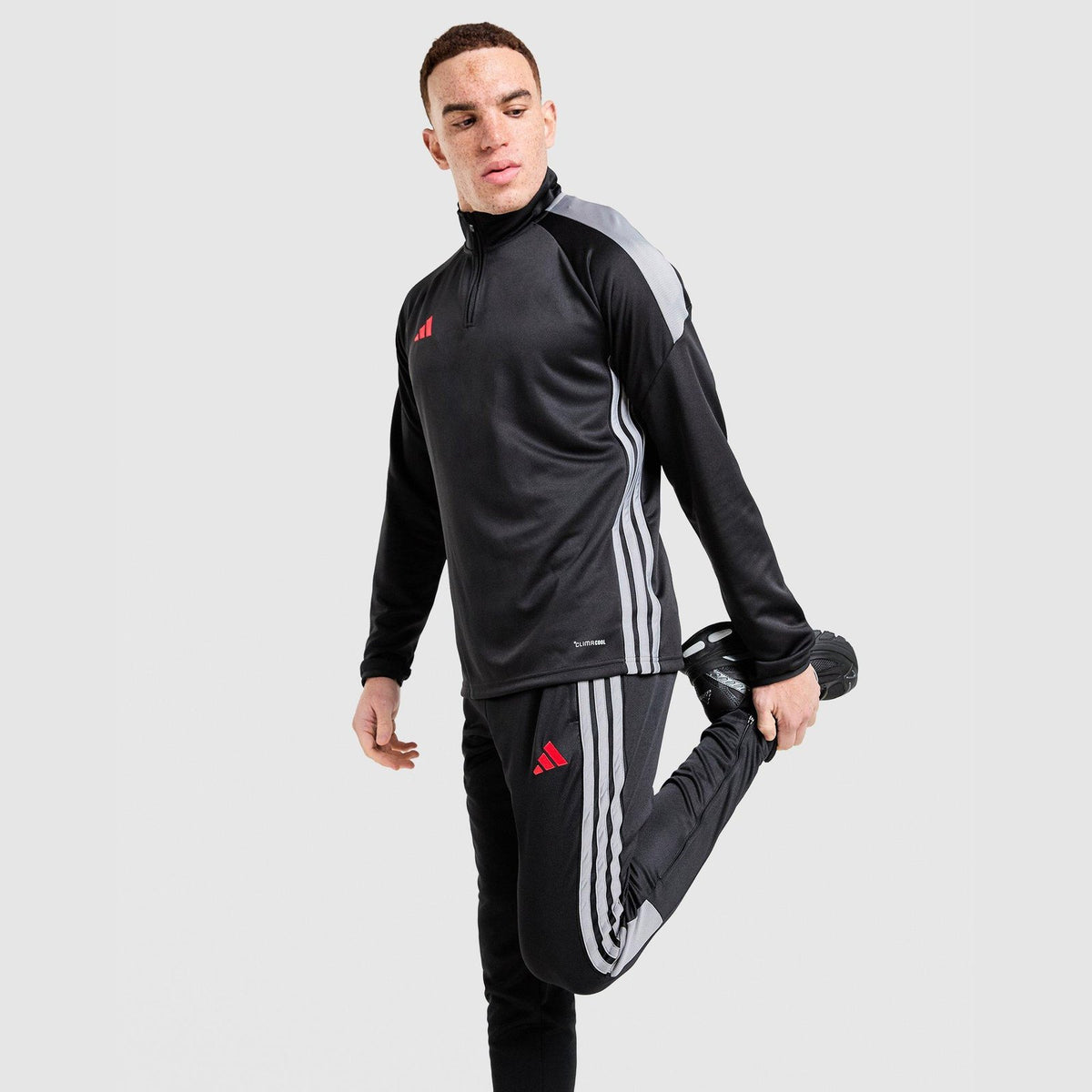 Tiro 1/4 Zip Top Image 1 - LUZACTIVE - AUSTRALIA