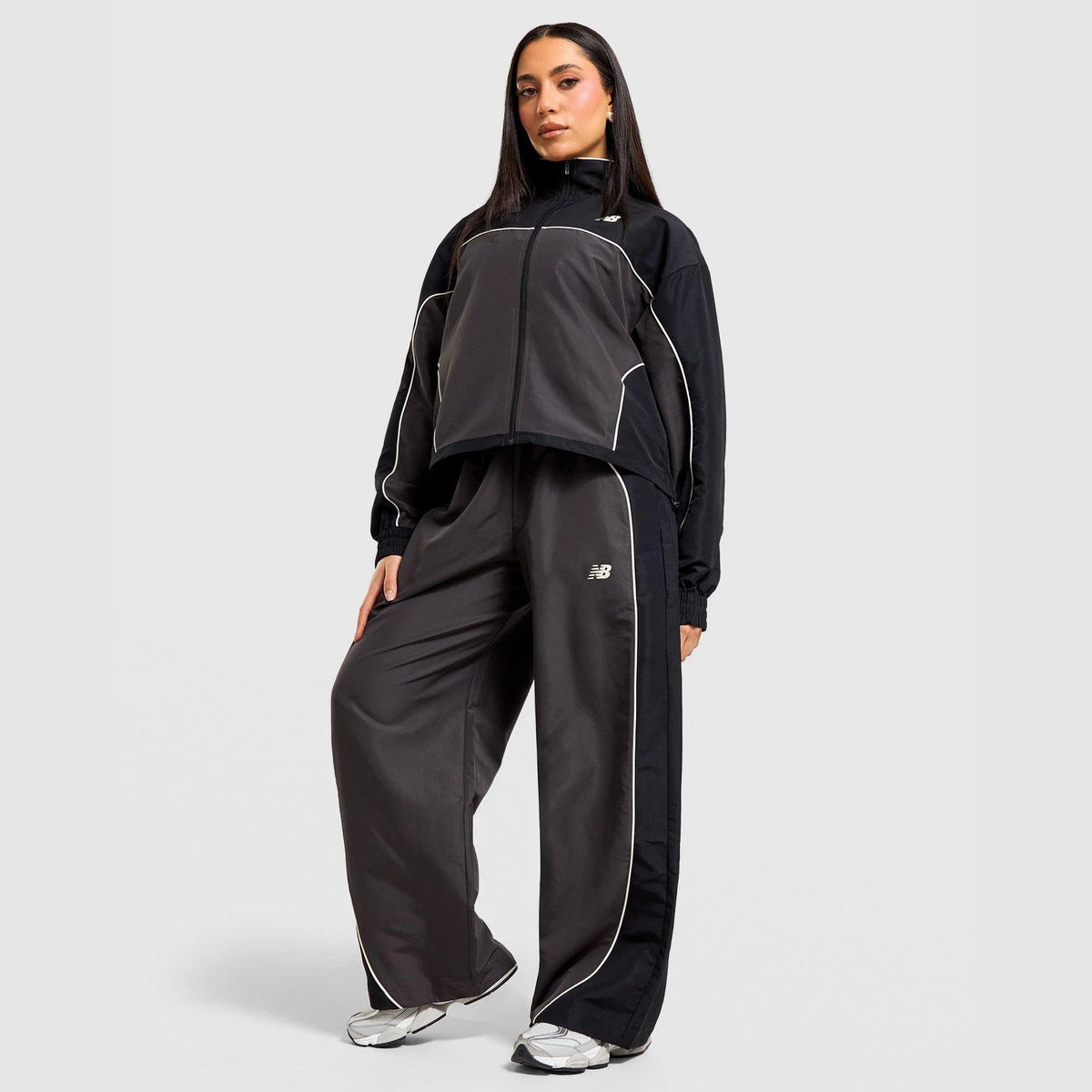 Trackside Woven Pants Image 1 - LUZACTIVE - AUSTRALIA