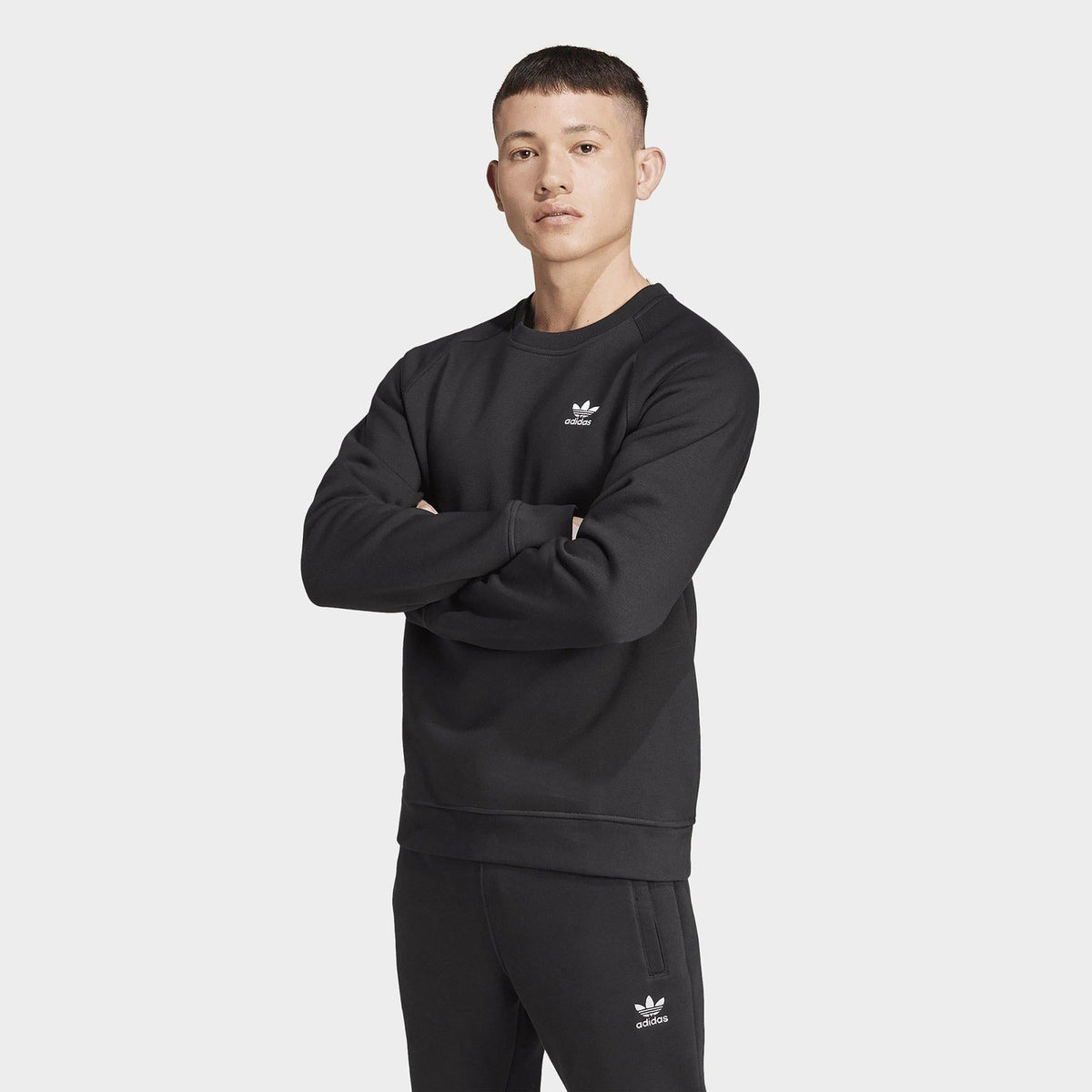 Trefoil Essential Crew Sweatshirt Image 1 - LUZACTIVE - AUSTRALIA