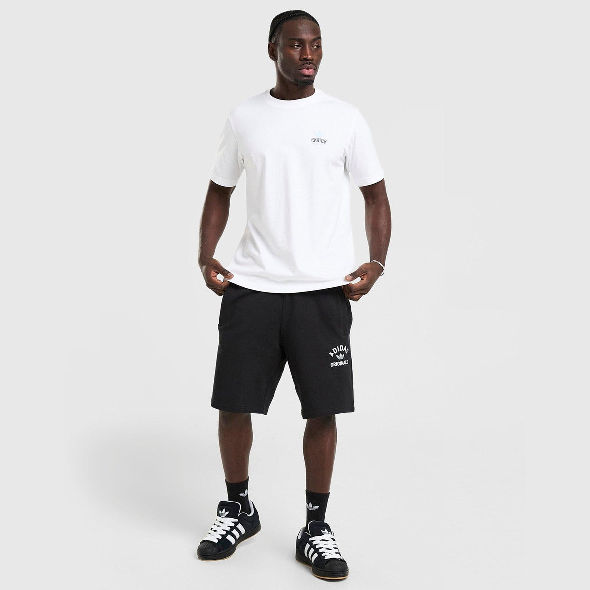 Trefoil Graphic Shorts Image 1 - LUZACTIVE - AUSTRALIA