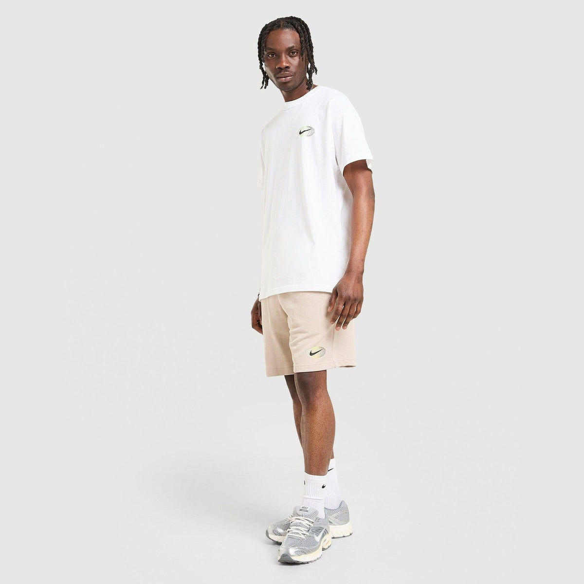 World Tour Shorts Image 1 - LUZACTIVE - AUSTRALIA