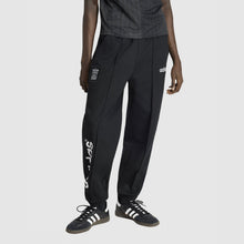 x Liverpool FC 95/96 Drill Track Pants Image 1 - LUZACTIVE - AUSTRALIA