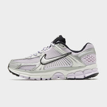 Zoom Vomero 5 Women's Image 1 - LUZACTIVE - AUSTRALIA