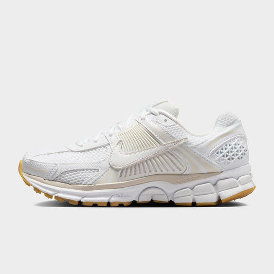 Zoom Vomero 5 Women's Image 1 - LUZACTIVE - AUSTRALIA