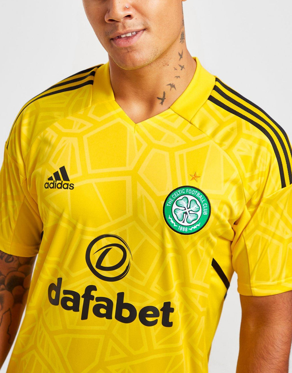 adidas Celtic FC 2022/23 Home Goalkeeper Shirt image
