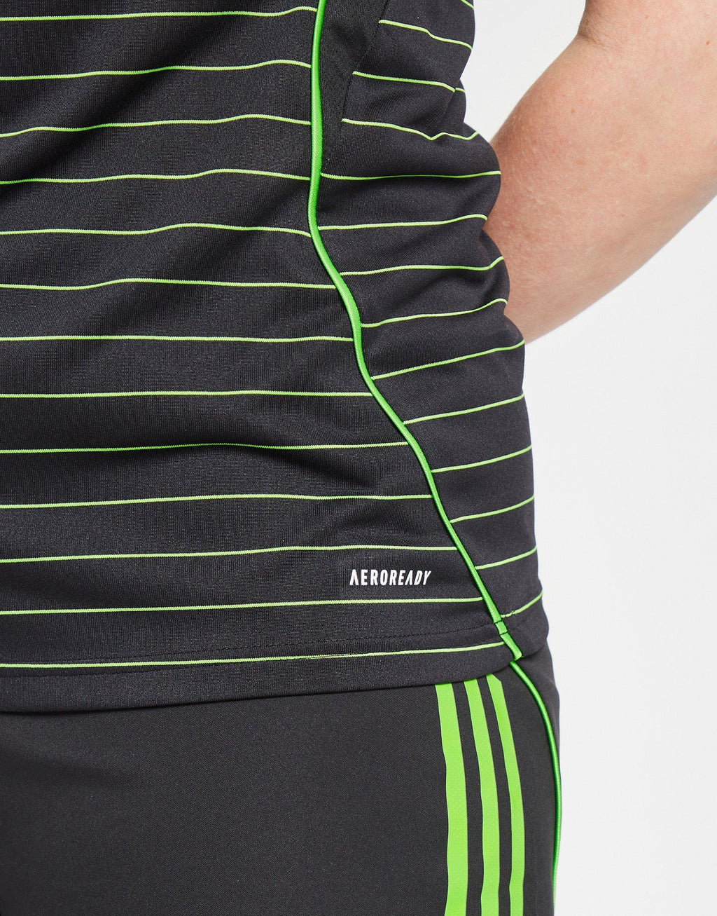 adidas Celtic 2025/26 Away Shirt Women's image