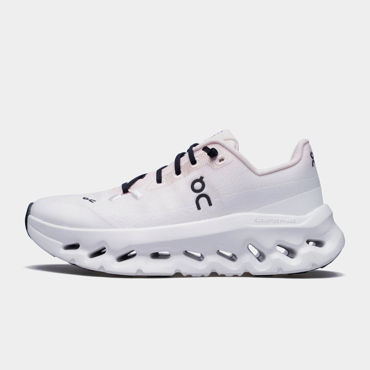 Cloudtilt Women's Image 1 - LUZACTIVE - AUSTRALIA