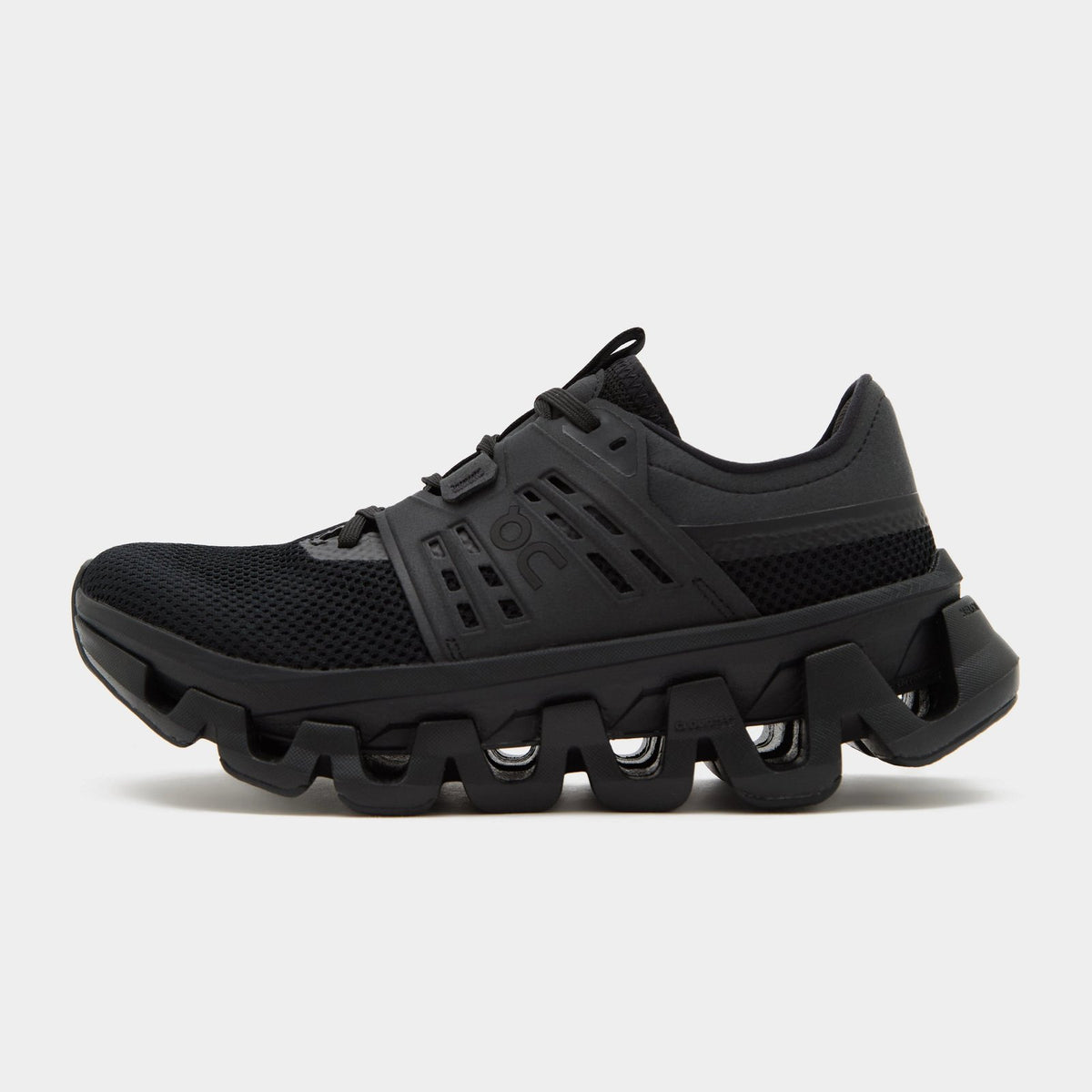 Cloudswift Amp Women's Image 1 - LUZACTIVE - AUSTRALIA