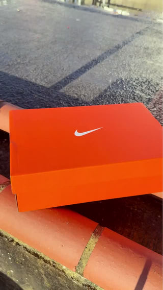 LUZActive Instagram reel: unboxing the Nike Pegasus 41