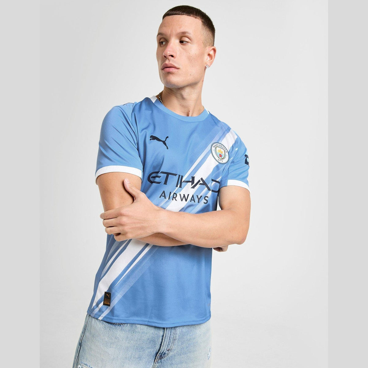 Manchester City FC 2025/26 Home Shirt Image 1 - LUZACTIVE - AUSTRALIA