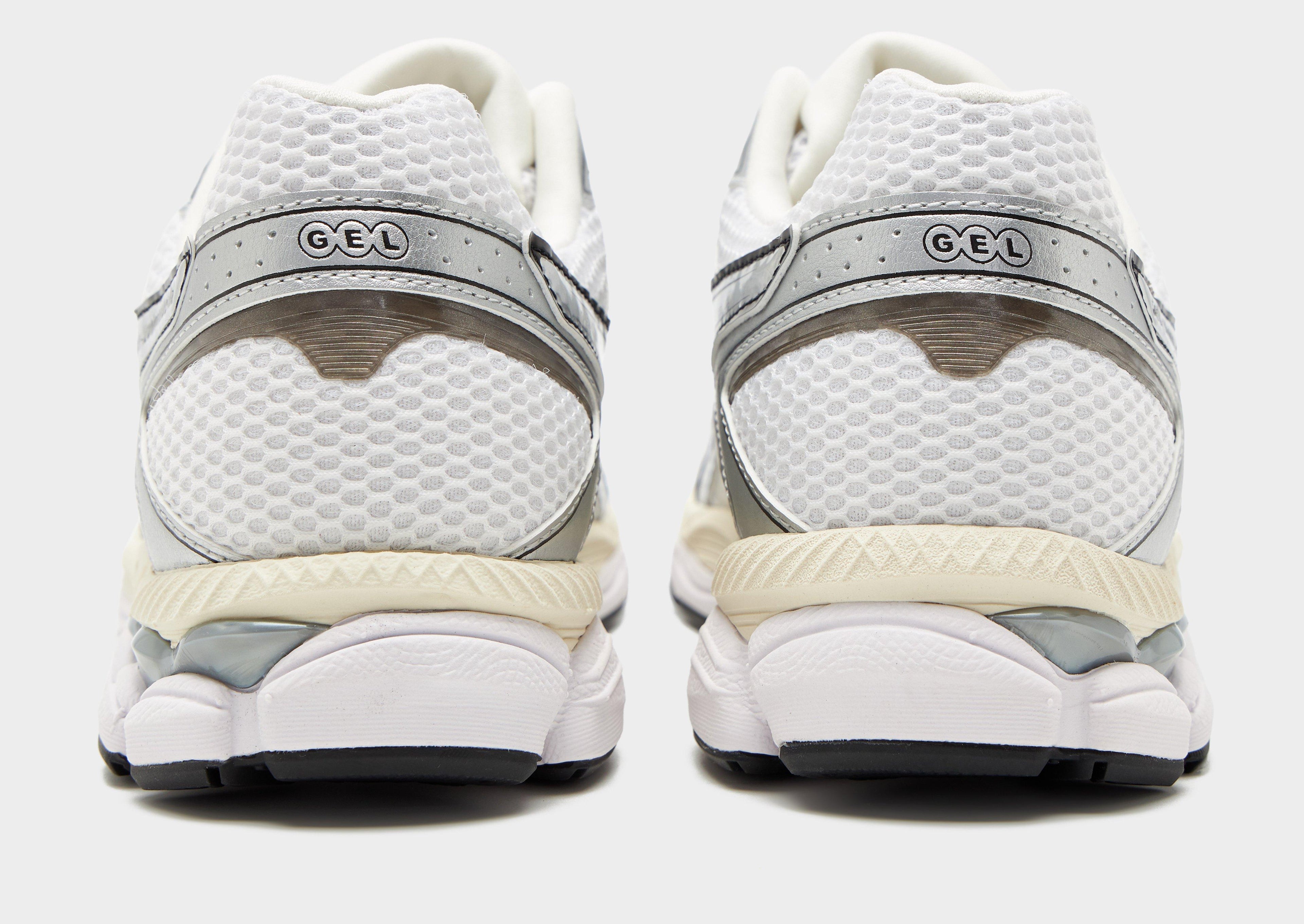 ASICS Gel Cumulus 16 Women's image