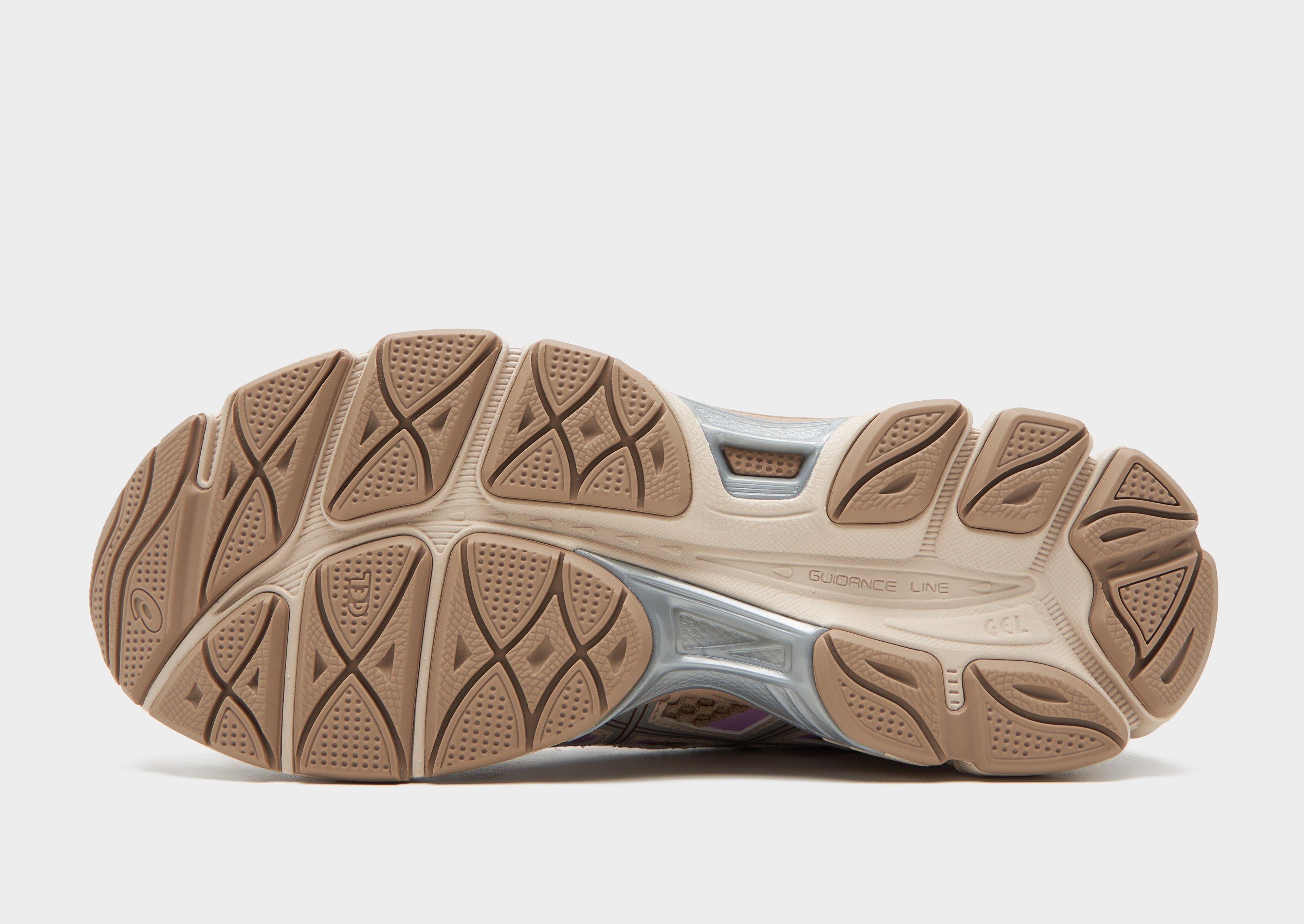 ASICS Gel Cumulus 16 Women's image