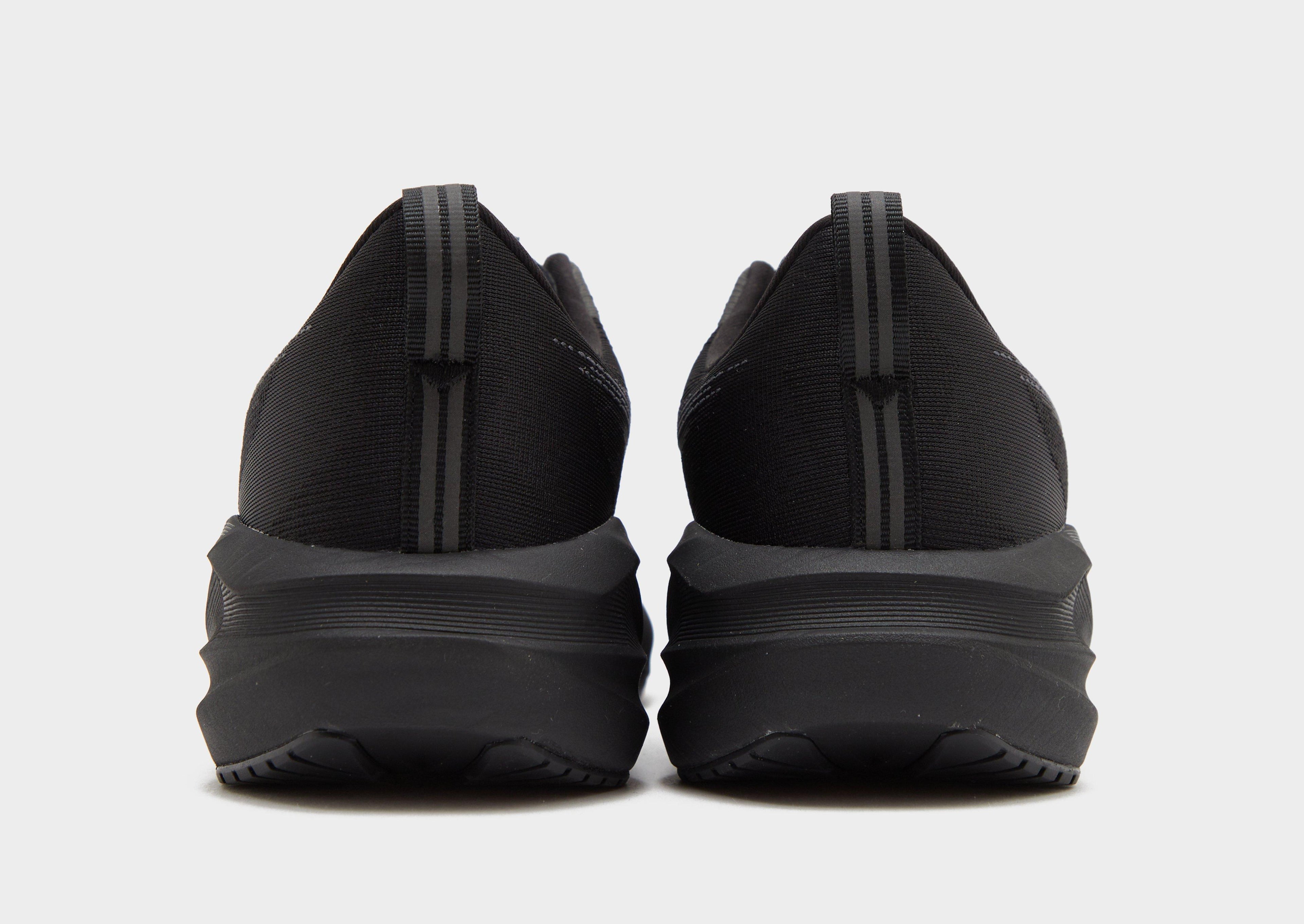 ASICS Novablast 5 image