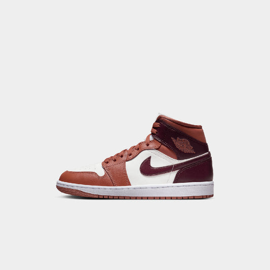 Air Jordan 1 Mid (W) Image 1 - LUZACTIVE - AUSTRALIA