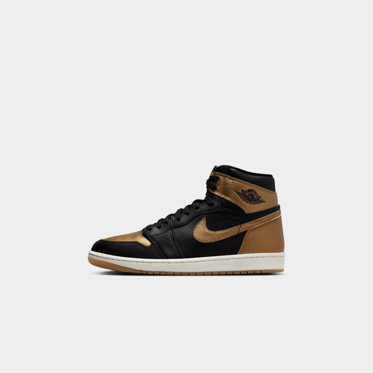 Air Jordan 1 Retro High OG (GS) Image 1 - LUZACTIVE - AUSTRALIA