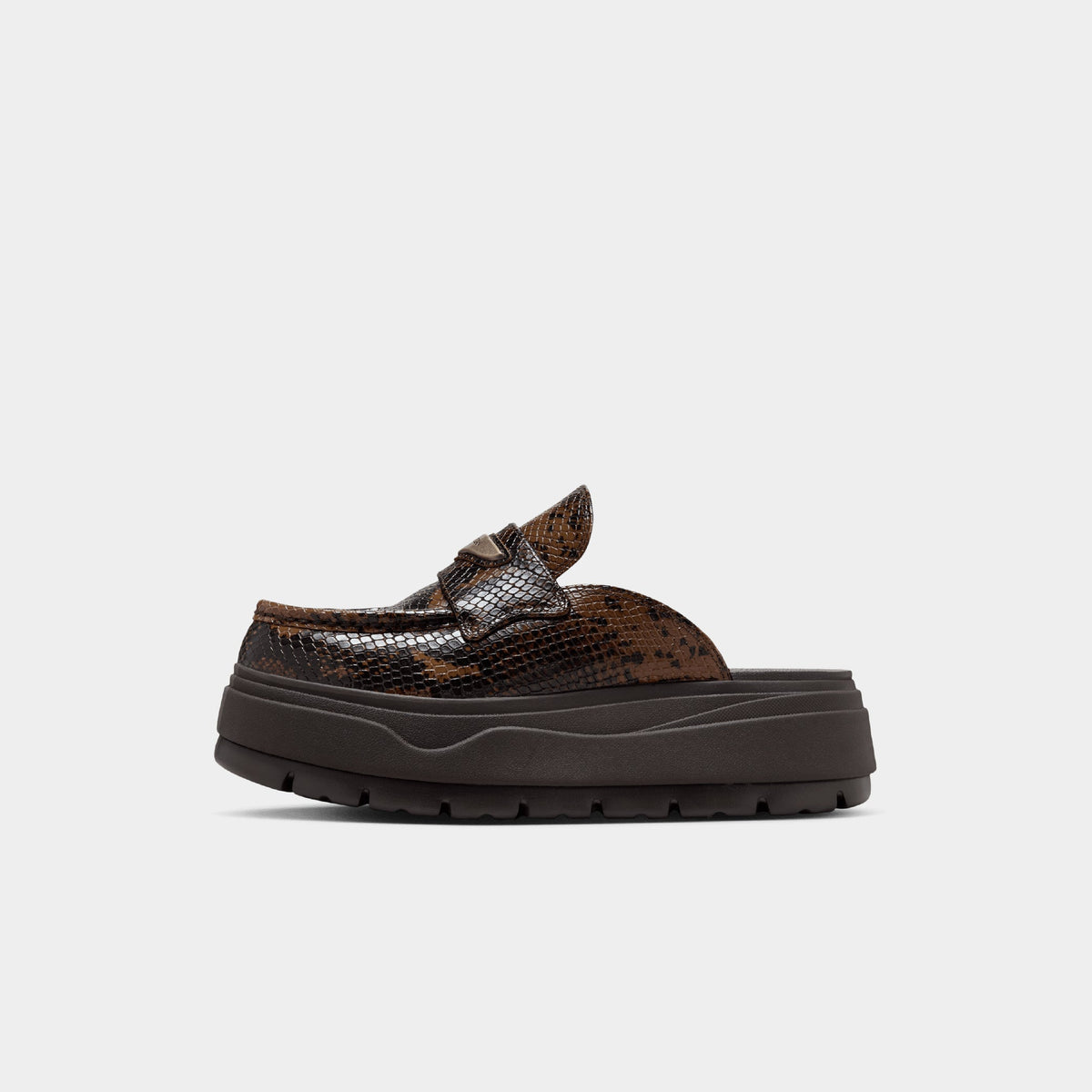 Air Jordan Mule SE (W) Image 1 - LUZACTIVE - AUSTRALIA
