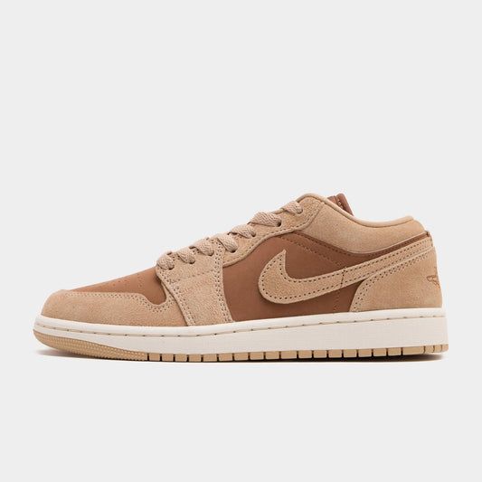 Air 1 Low Women's Image 1 - LUZACTIVE - AUSTRALIA