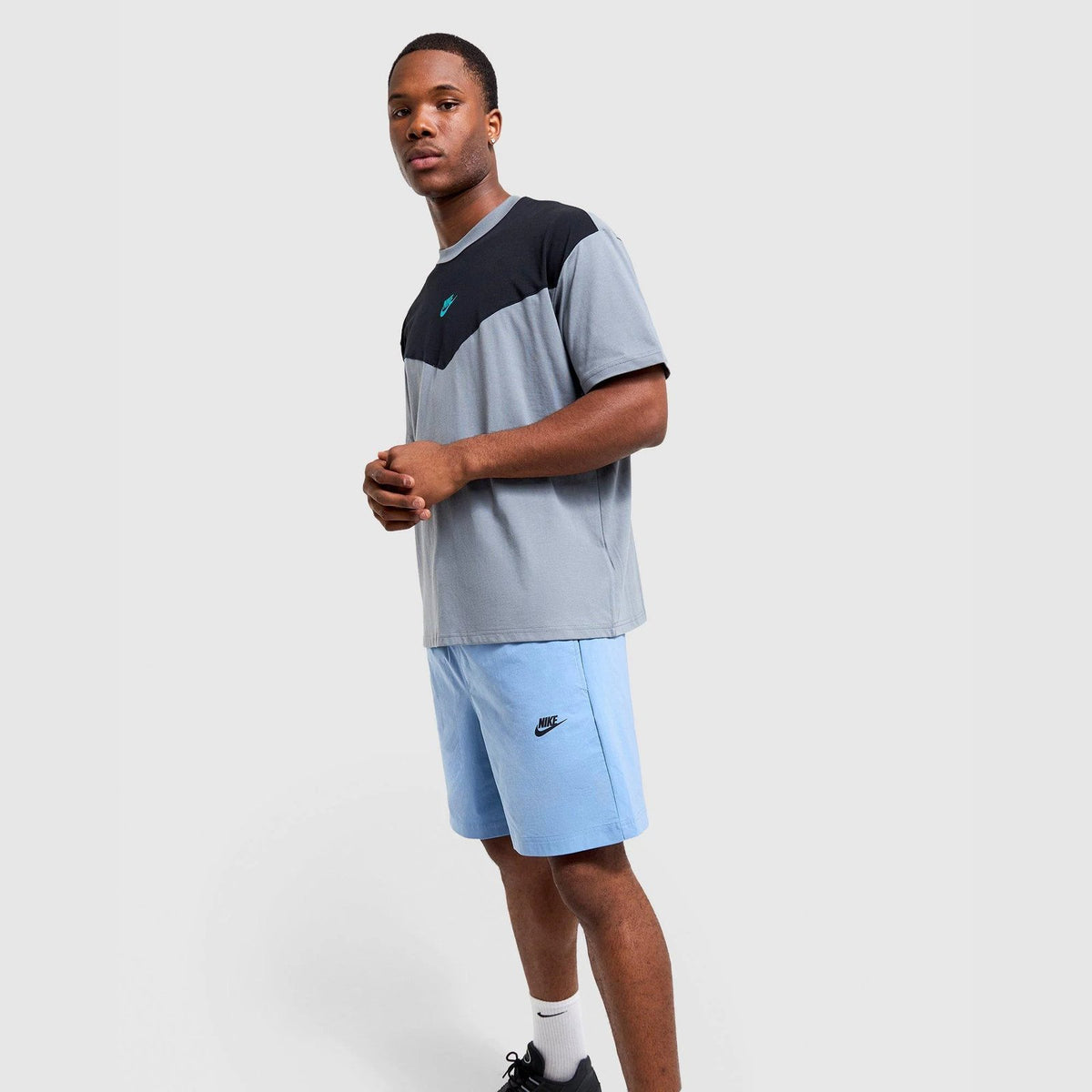 Tech Woven Shorts Image 1 - LUZACTIVE - AUSTRALIA