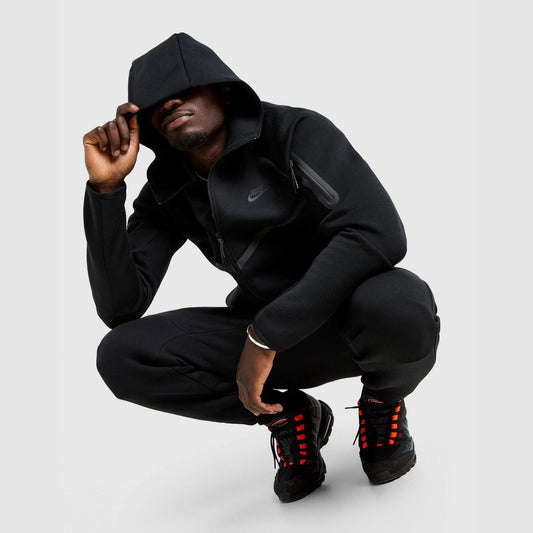 Tech Fleece Full-Zip Hoodie Image 1 - LUZACTIVE - AUSTRALIA