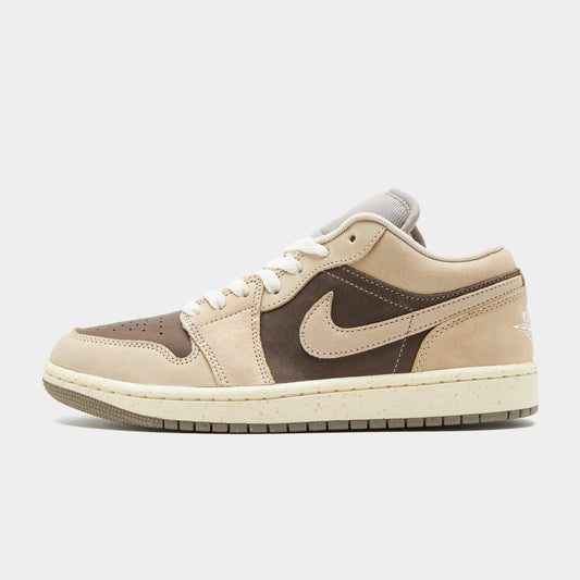 Air 1 Low Women's Image 1 - LUZACTIVE - AUSTRALIA