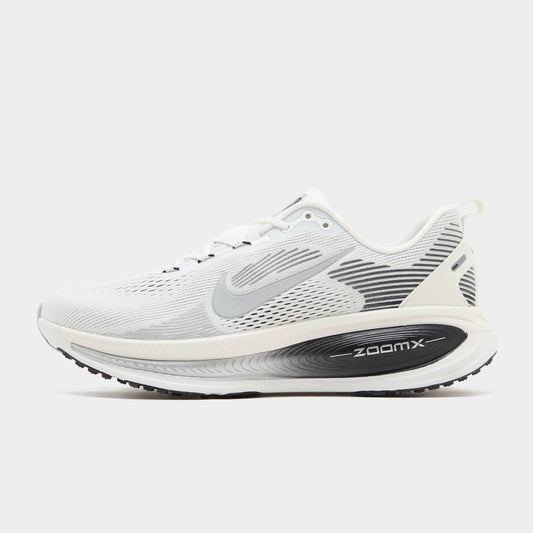 Vomero 18 Image 1 - LUZACTIVE - AUSTRALIA