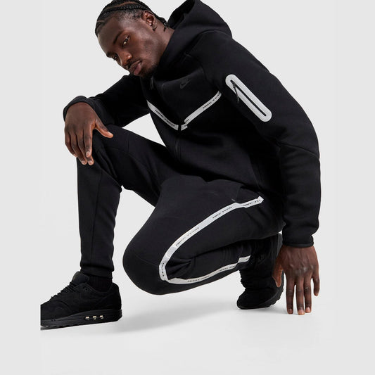 Tech Fleece Joggers Image 1 - LUZACTIVE - AUSTRALIA
