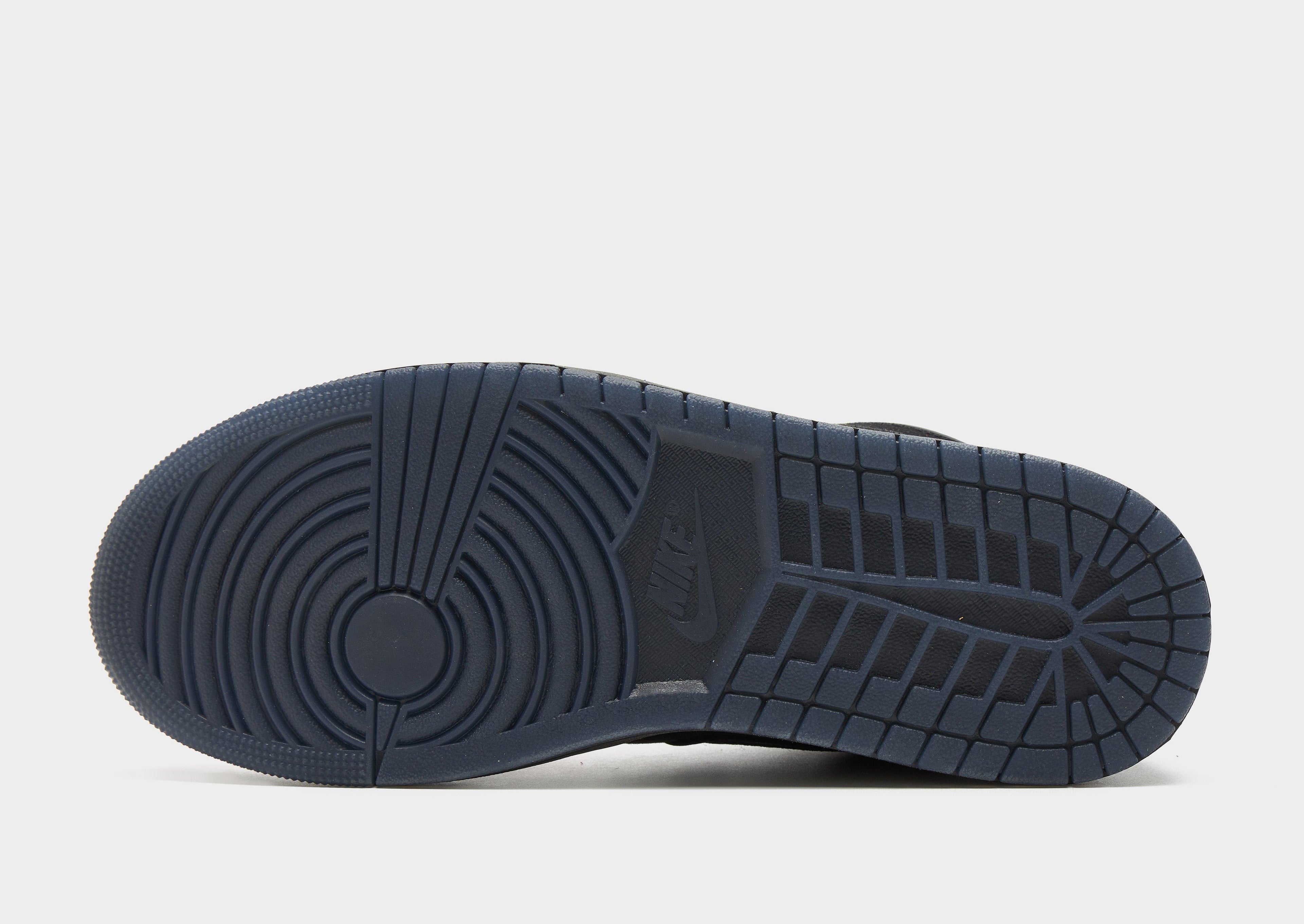 Jordan Air 1 Low 'Lucky Cat' image