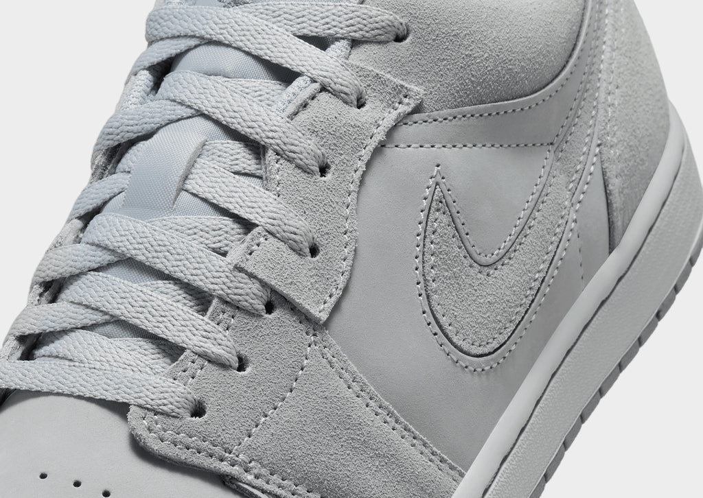 Jordan Air 1 Low SE image