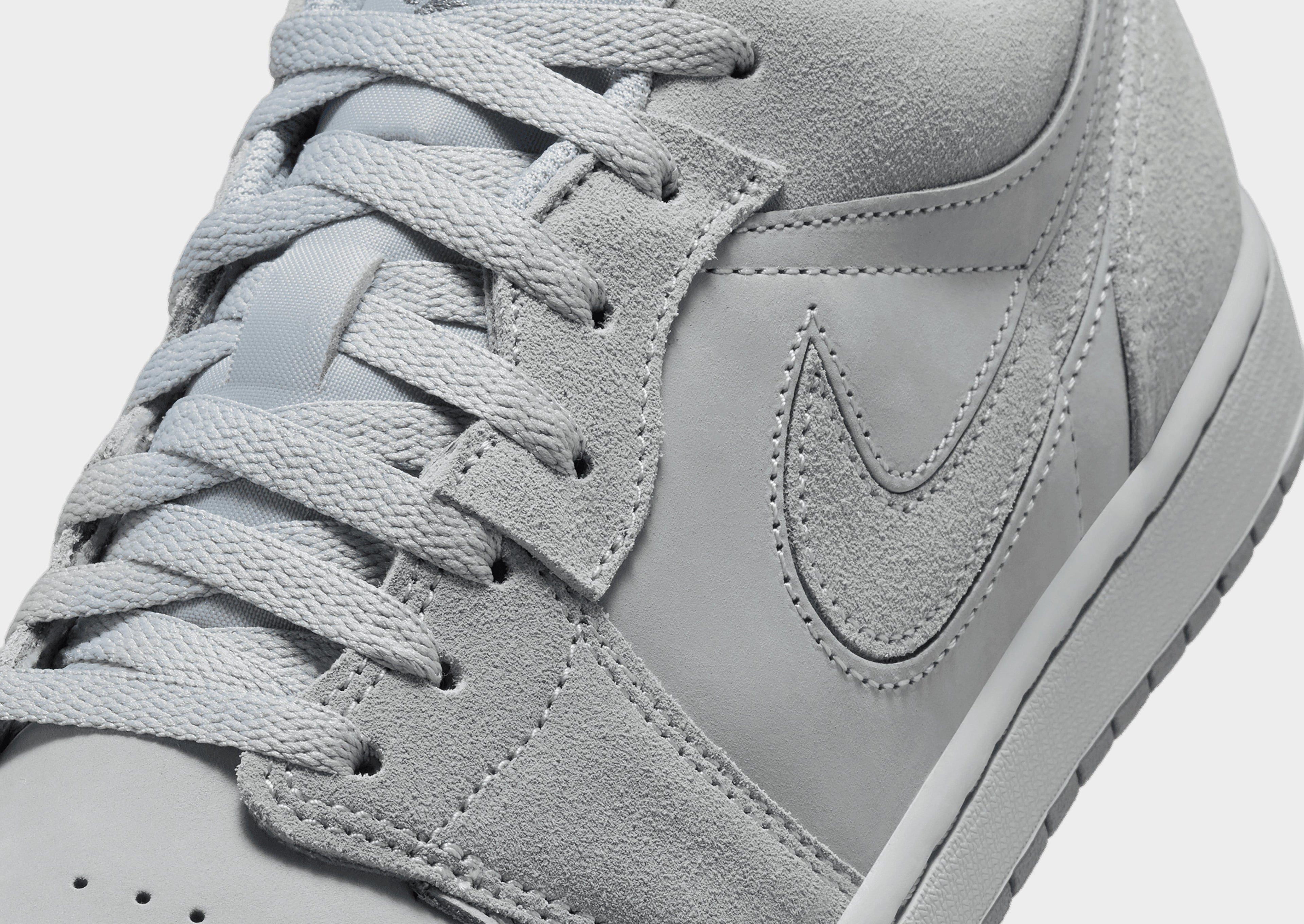Jordan Air 1 Low SE image