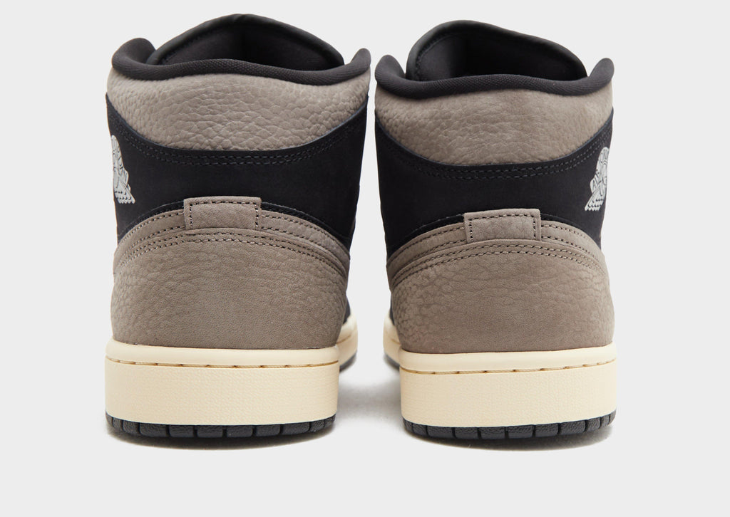 Jordan Air 1 Mid image