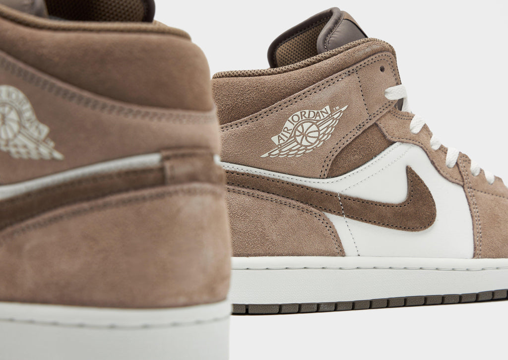 Jordan Air 1 Mid image