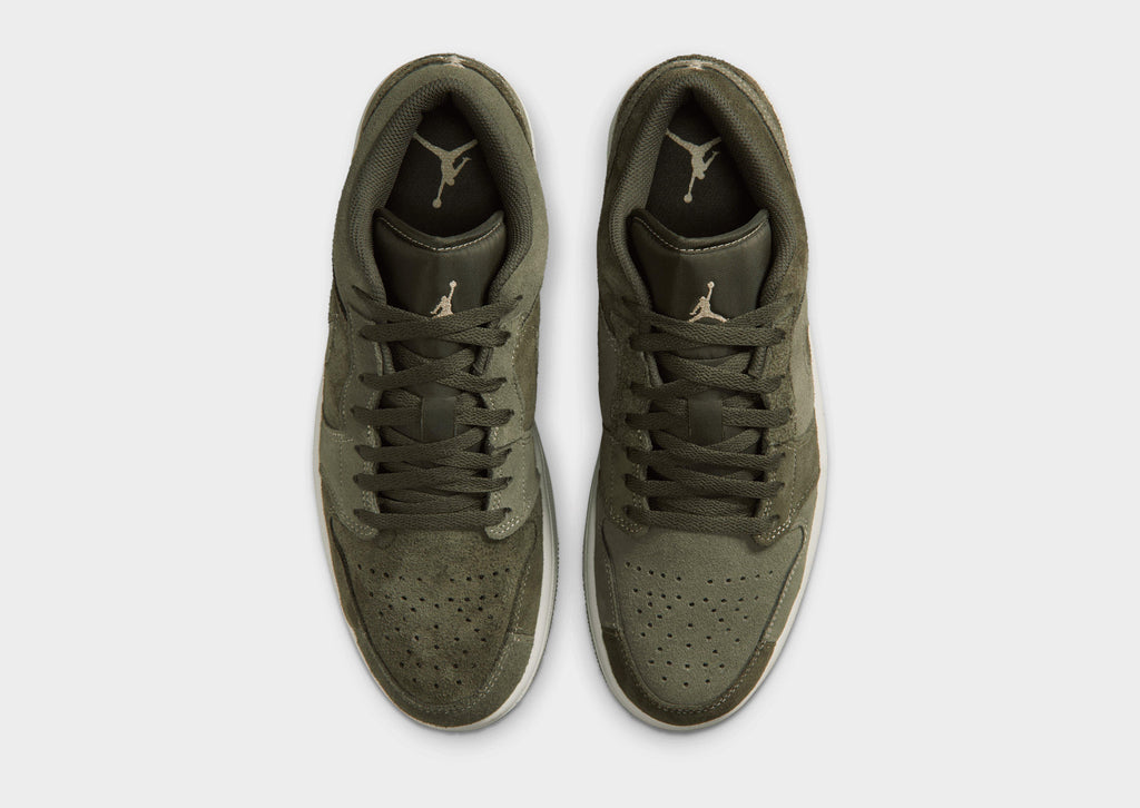 Jordan Air 1 Mid SE image
