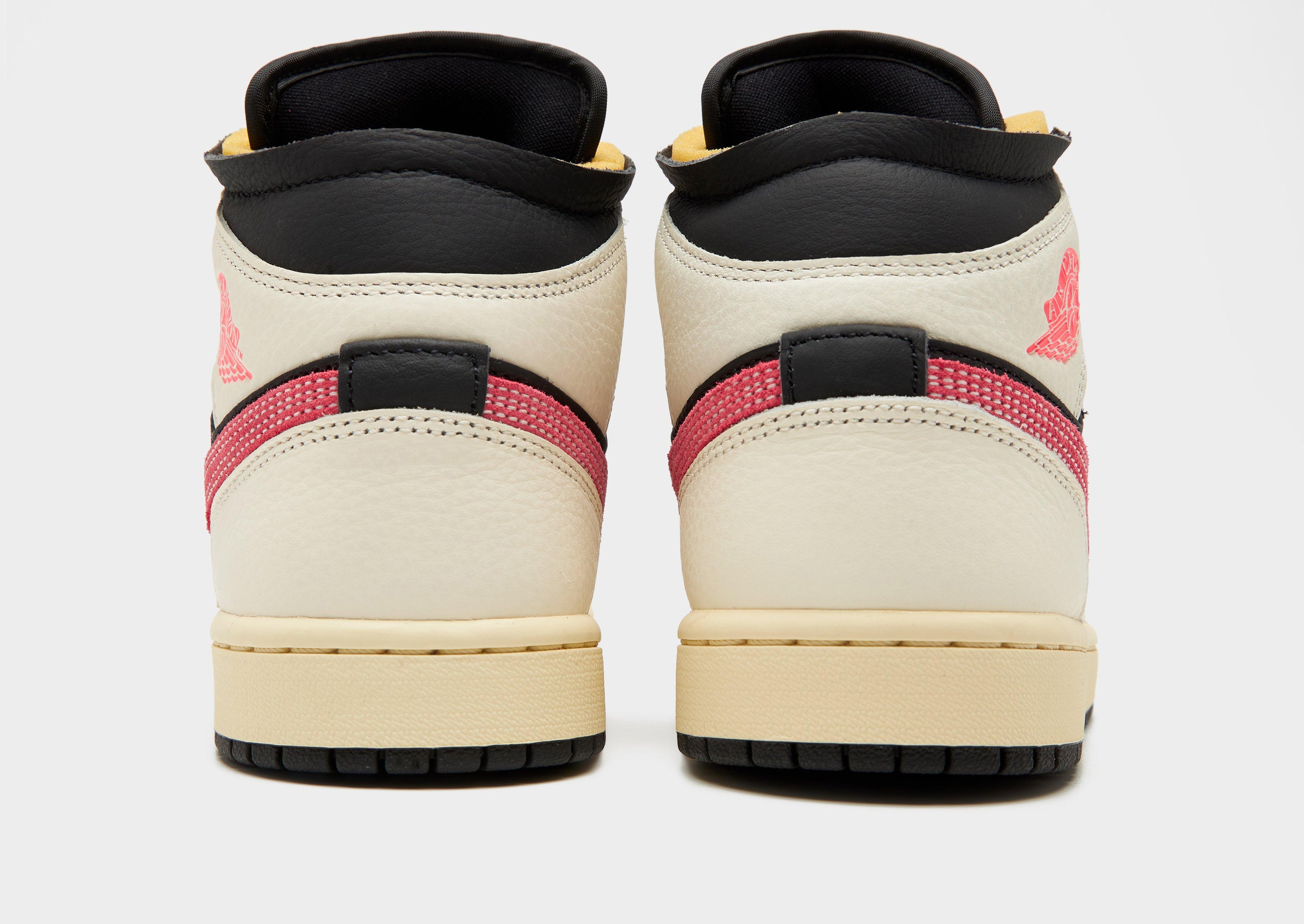 Jordan Air 1 Mid SE Women's image