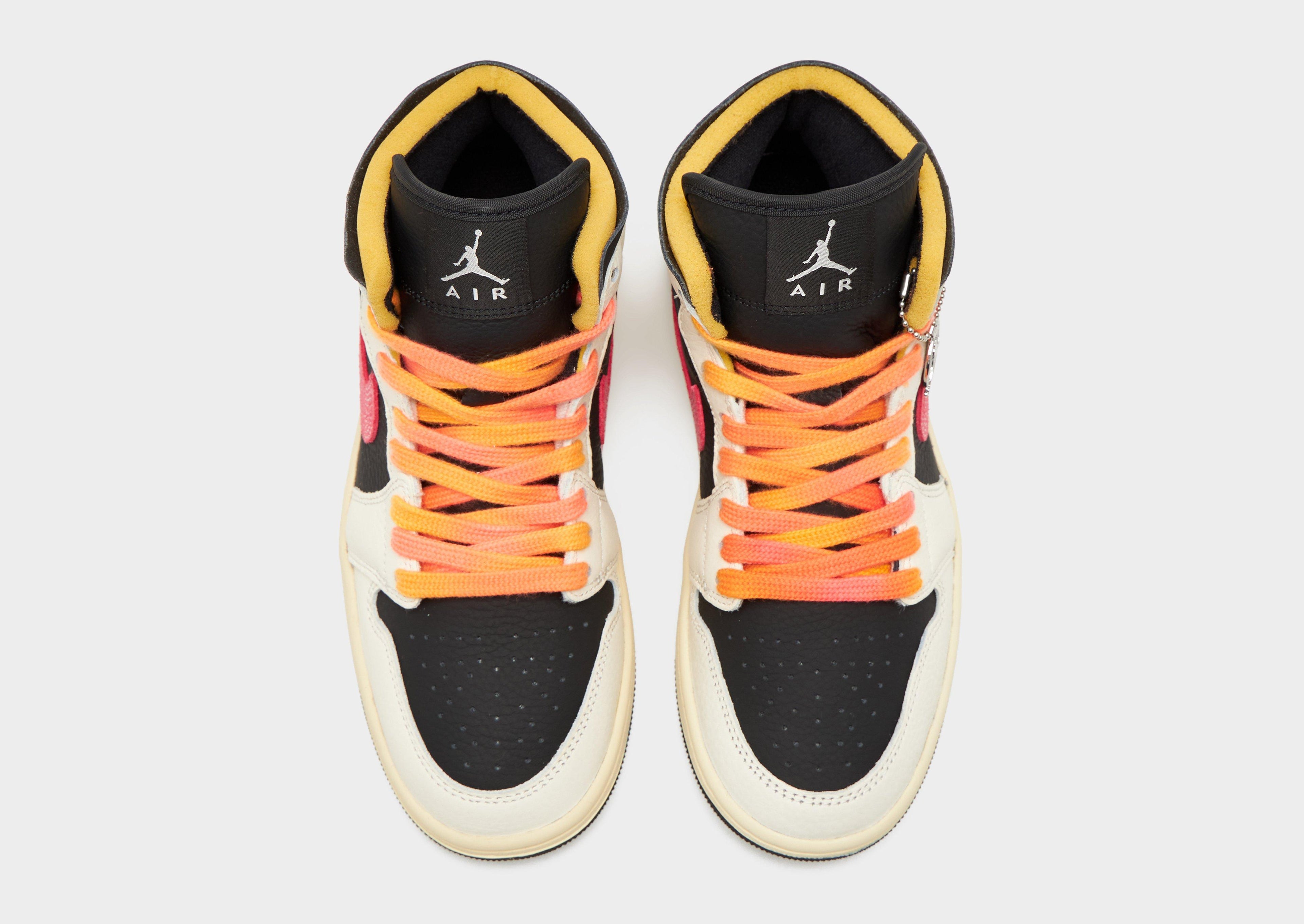 Jordan Air 1 Mid SE Women's image