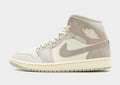 Jordan Air 1 Mid Women's image
