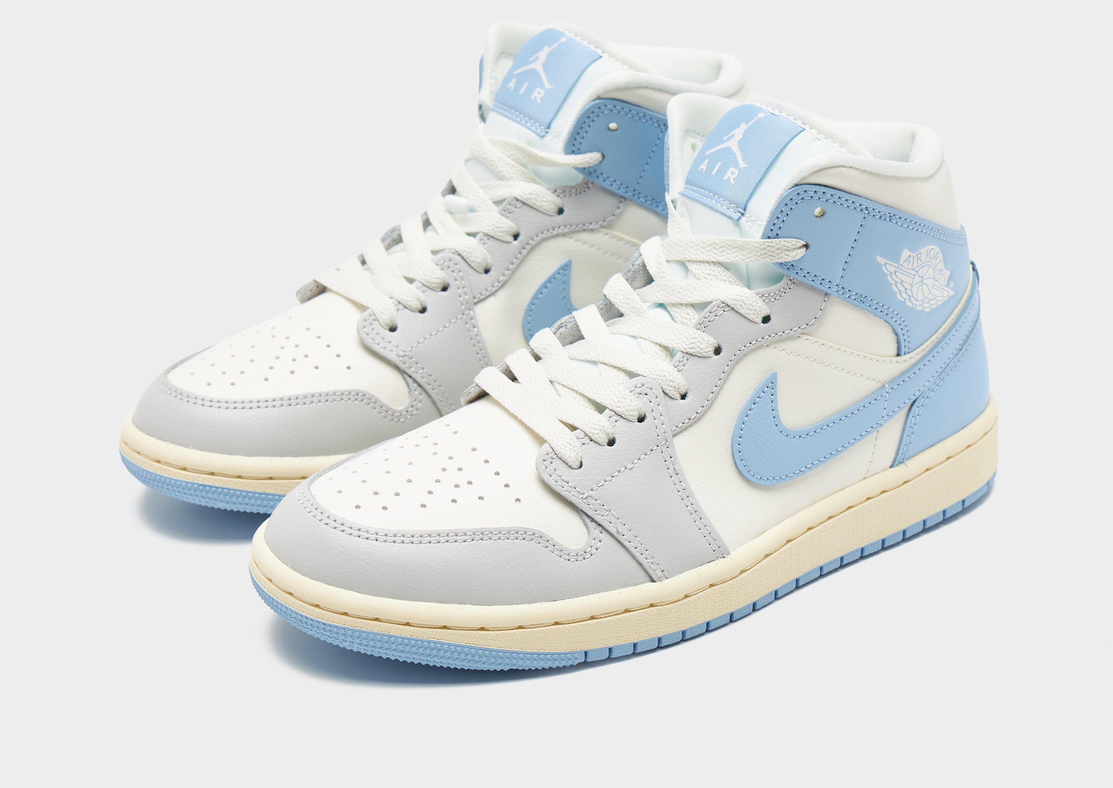 Jordan Air 1 Mid Women's image