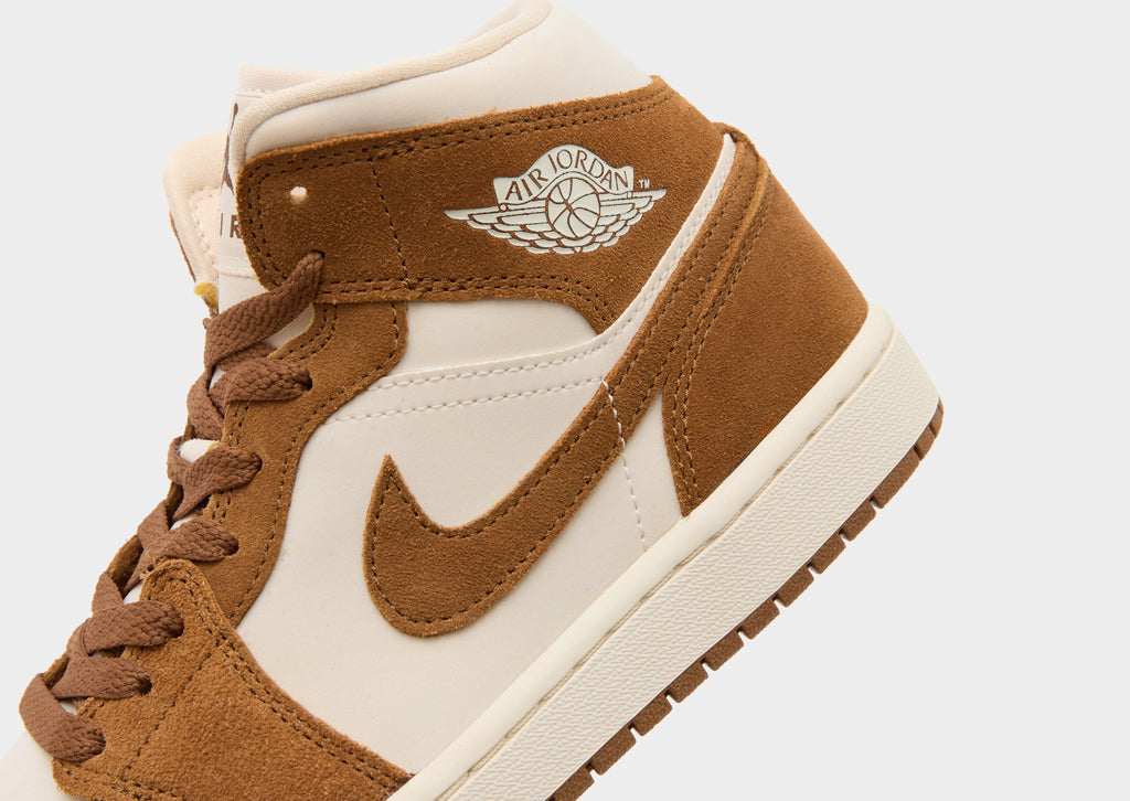 Jordan Air 1 Mid Women's image