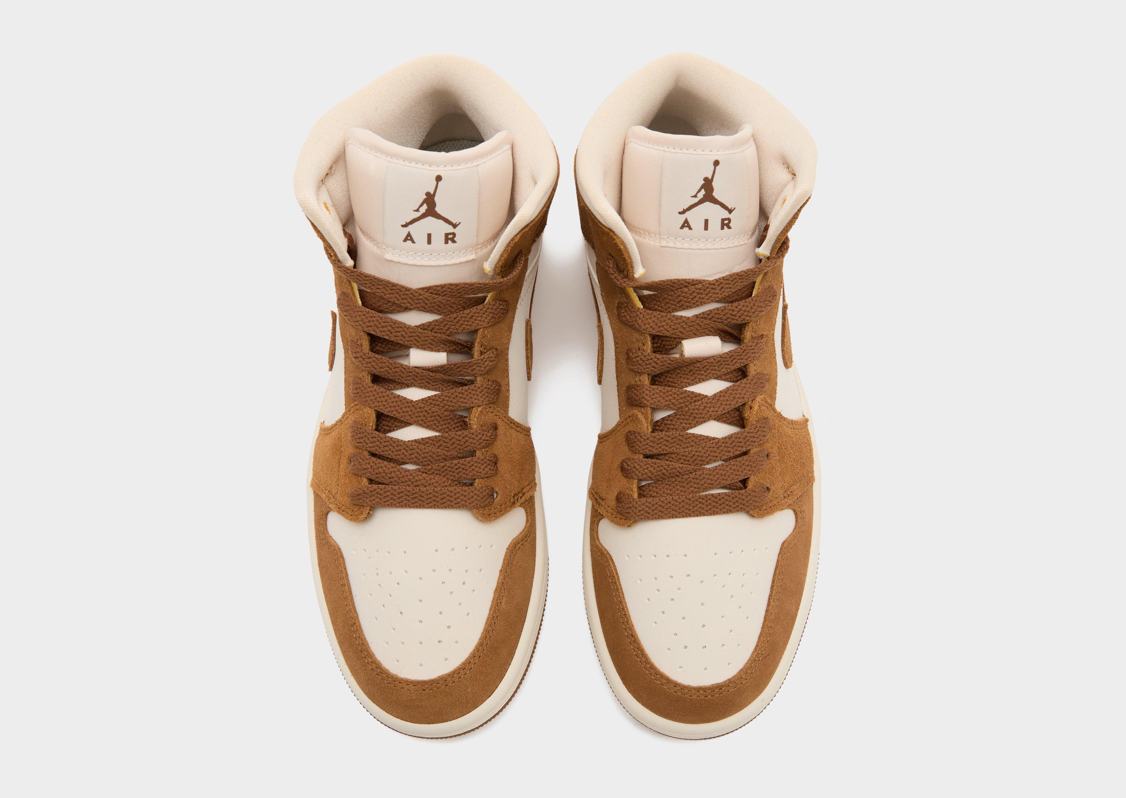 Jordan Air 1 Mid Women's image