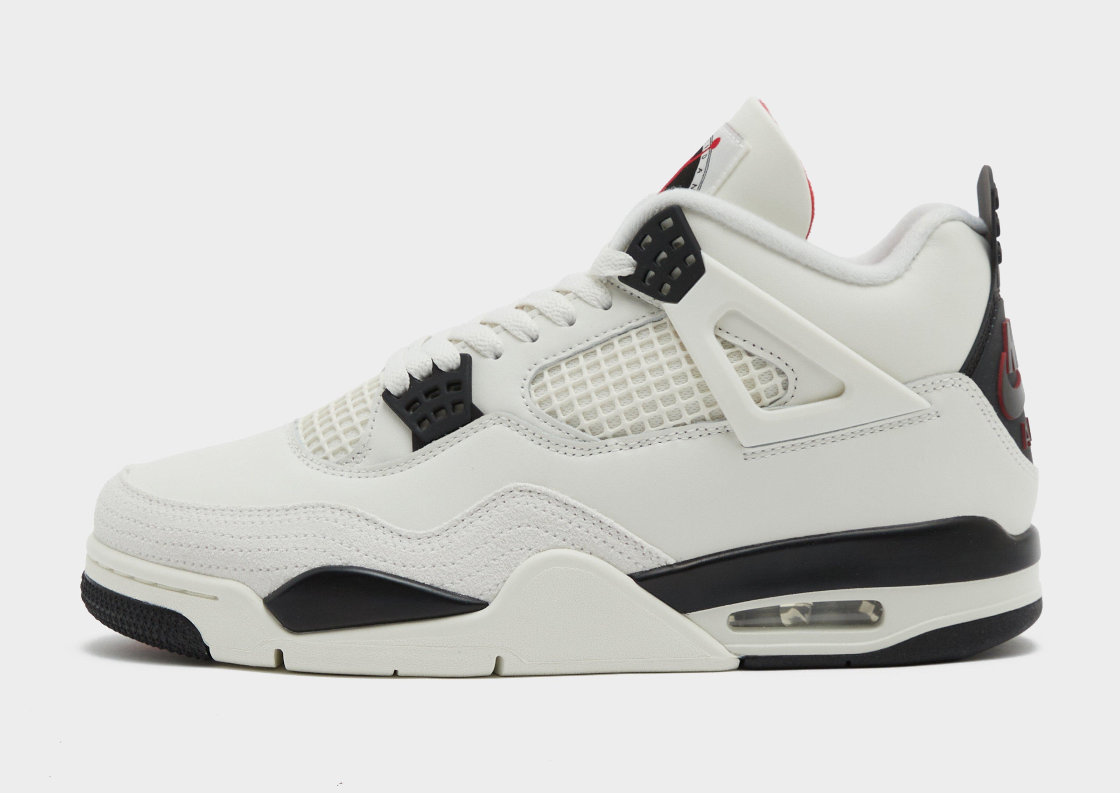 Jordan Air 4 Retro 'Flight Club' image