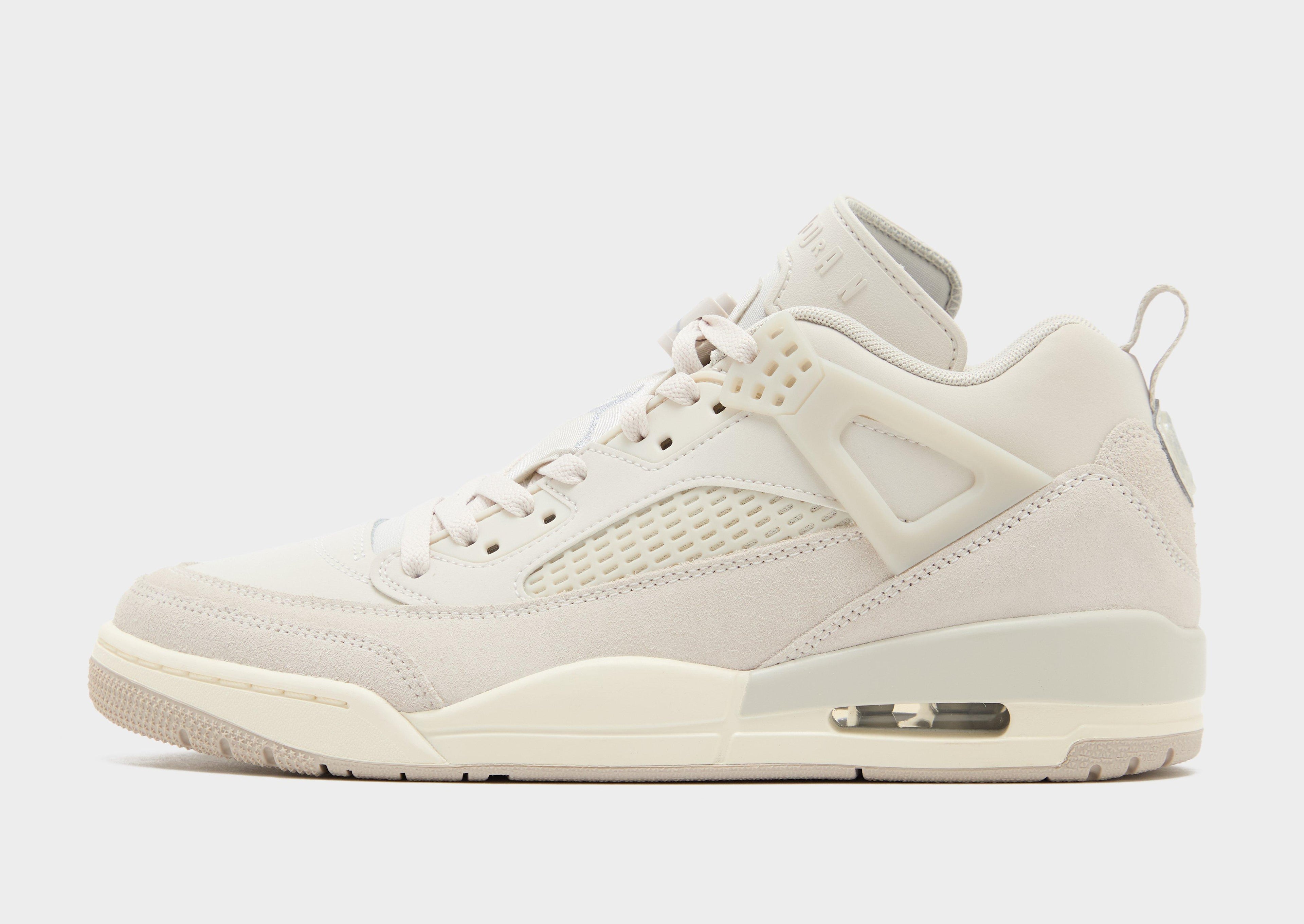 Jordan Spizike Low image