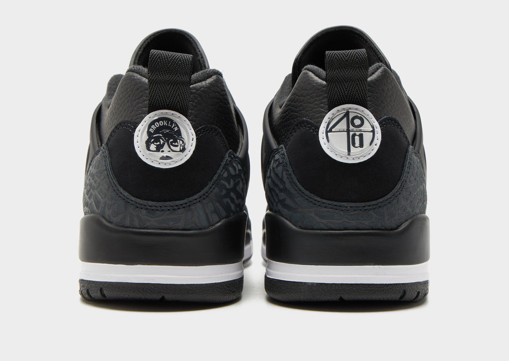 Jordan Spizike Low image