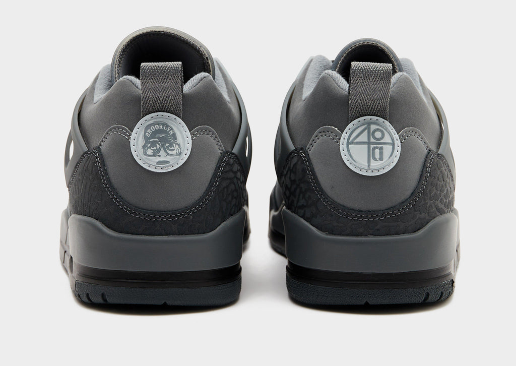 Jordan Spizike Low image