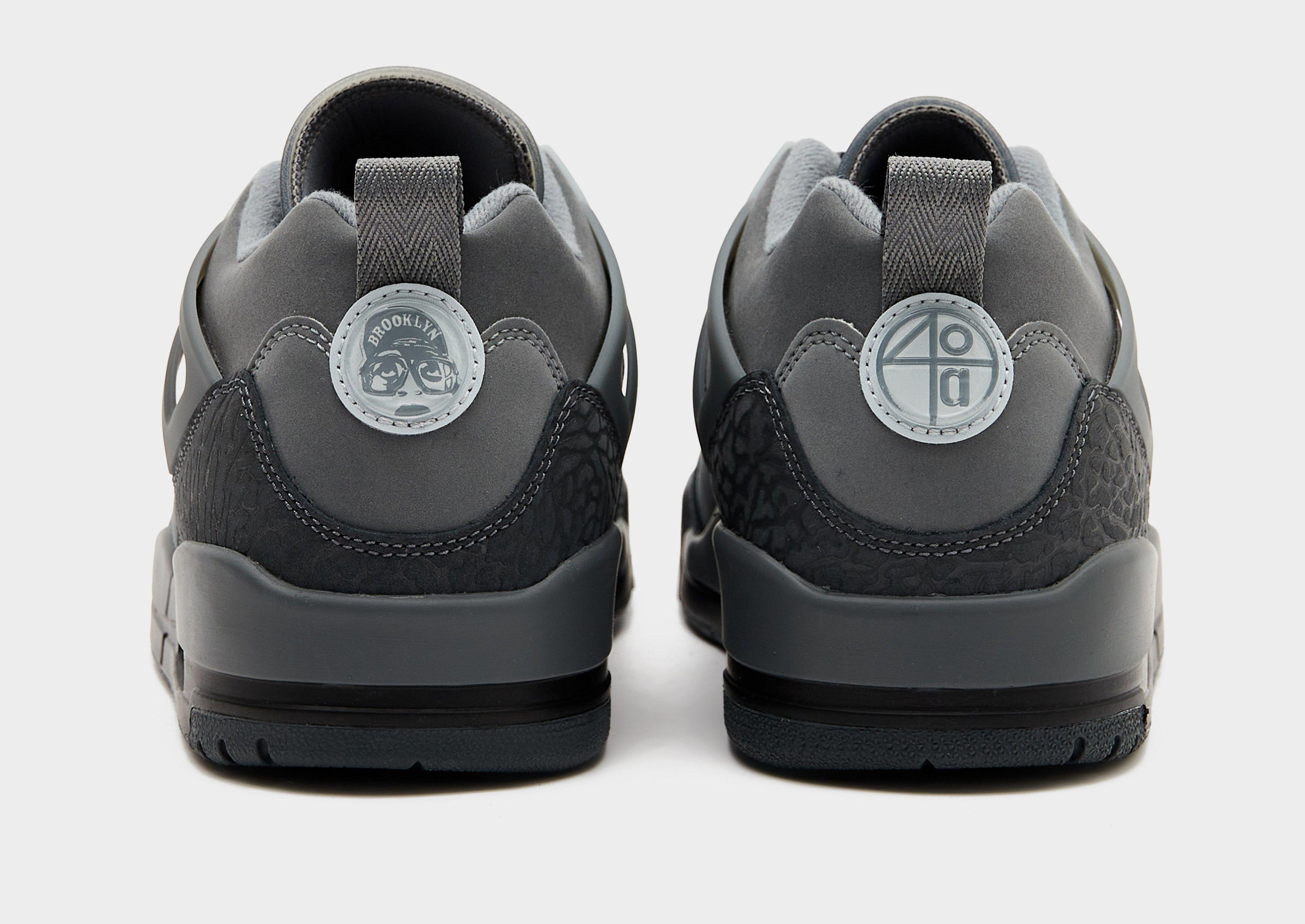 Jordan Spizike Low image