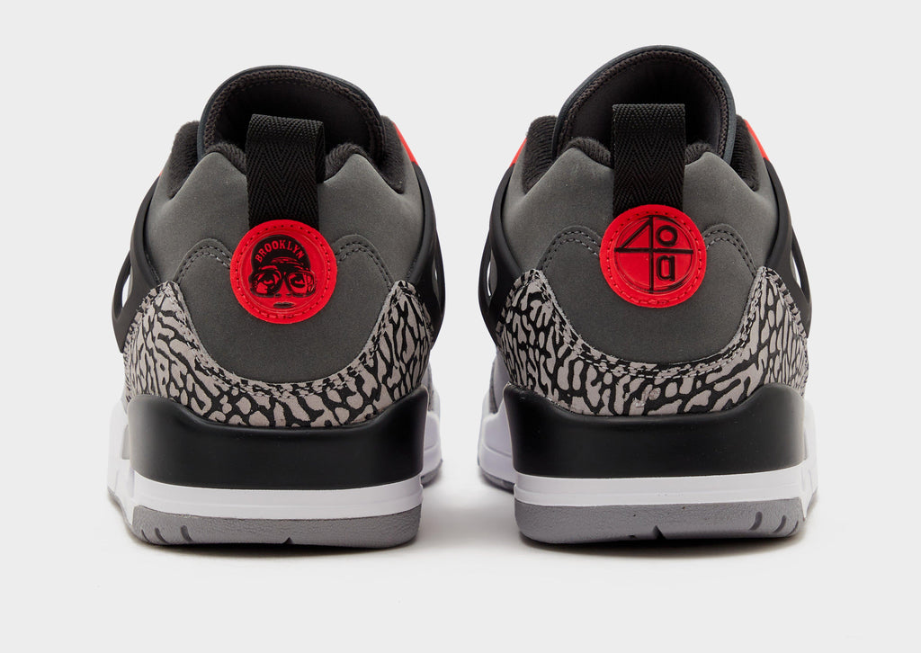 Jordan Spizike Low image