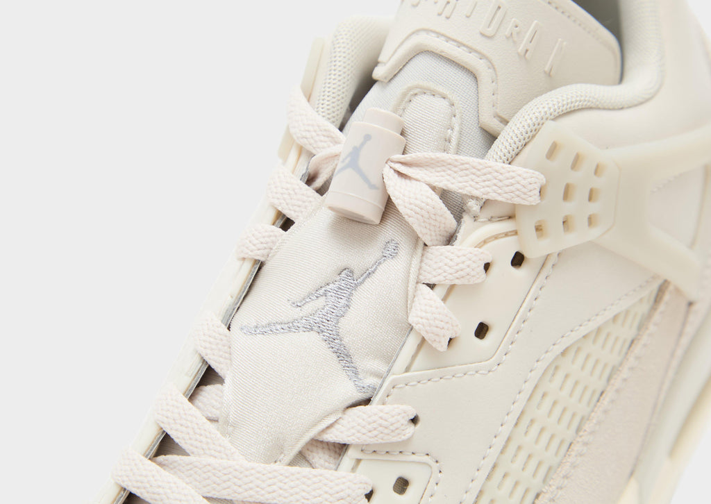 Jordan Spizike Low image
