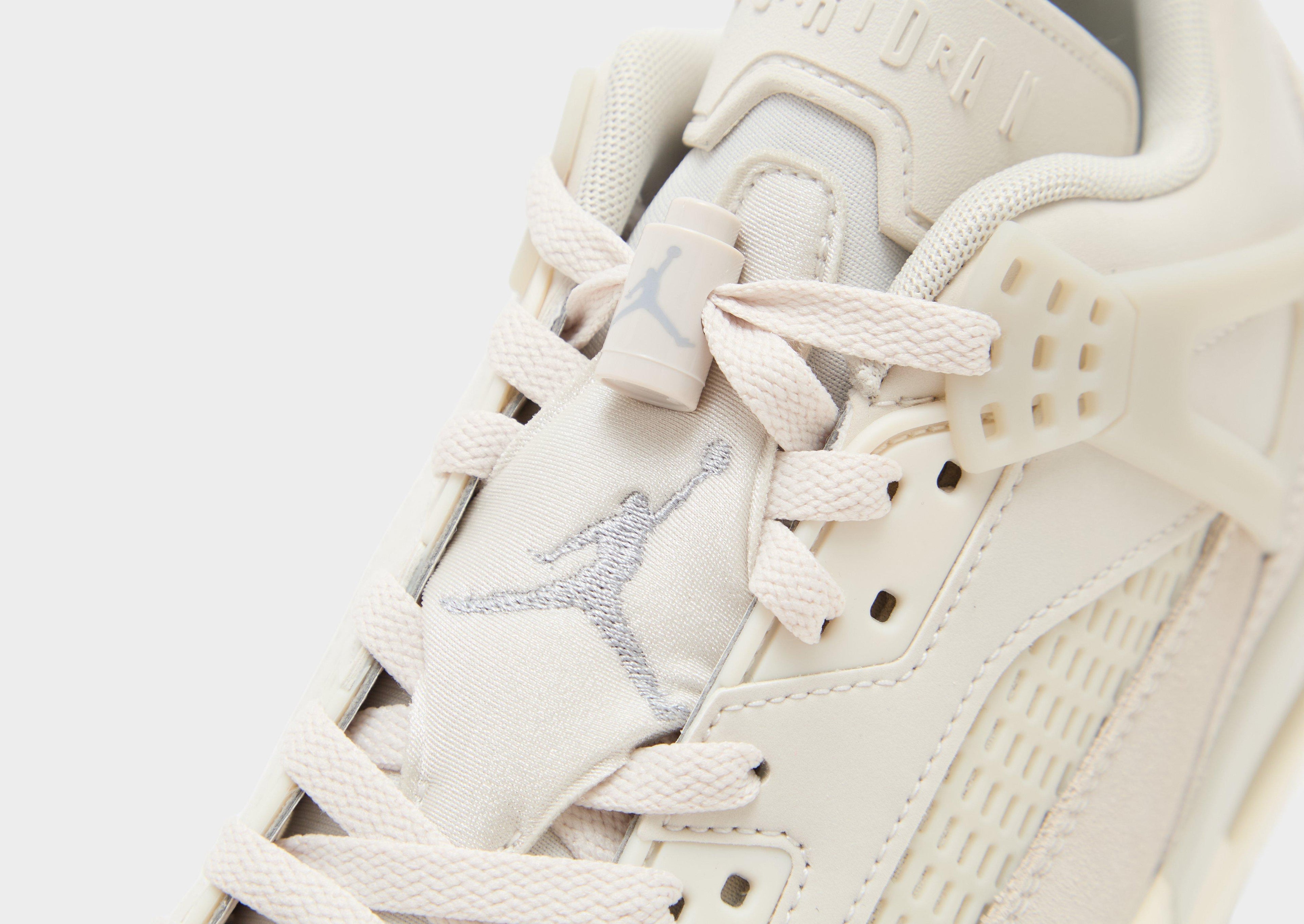 Jordan Spizike Low image