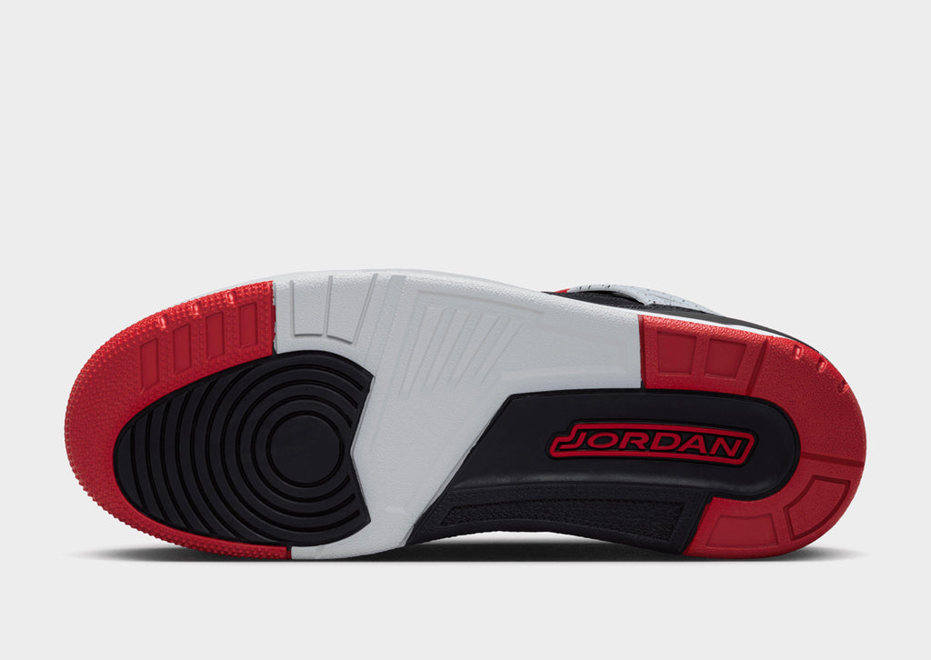 Jordan Spizike Low image