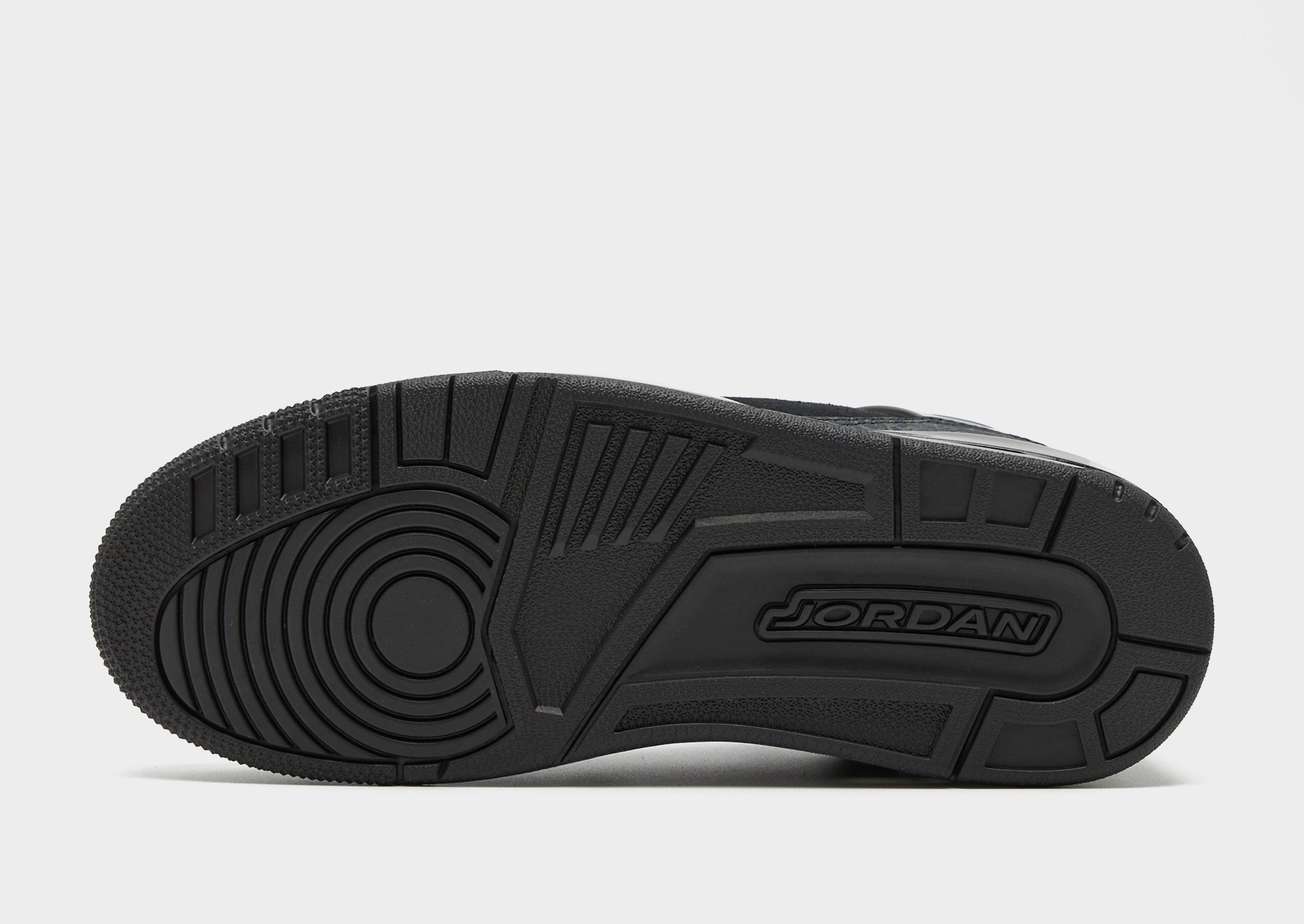 Jordan Spizike Low image