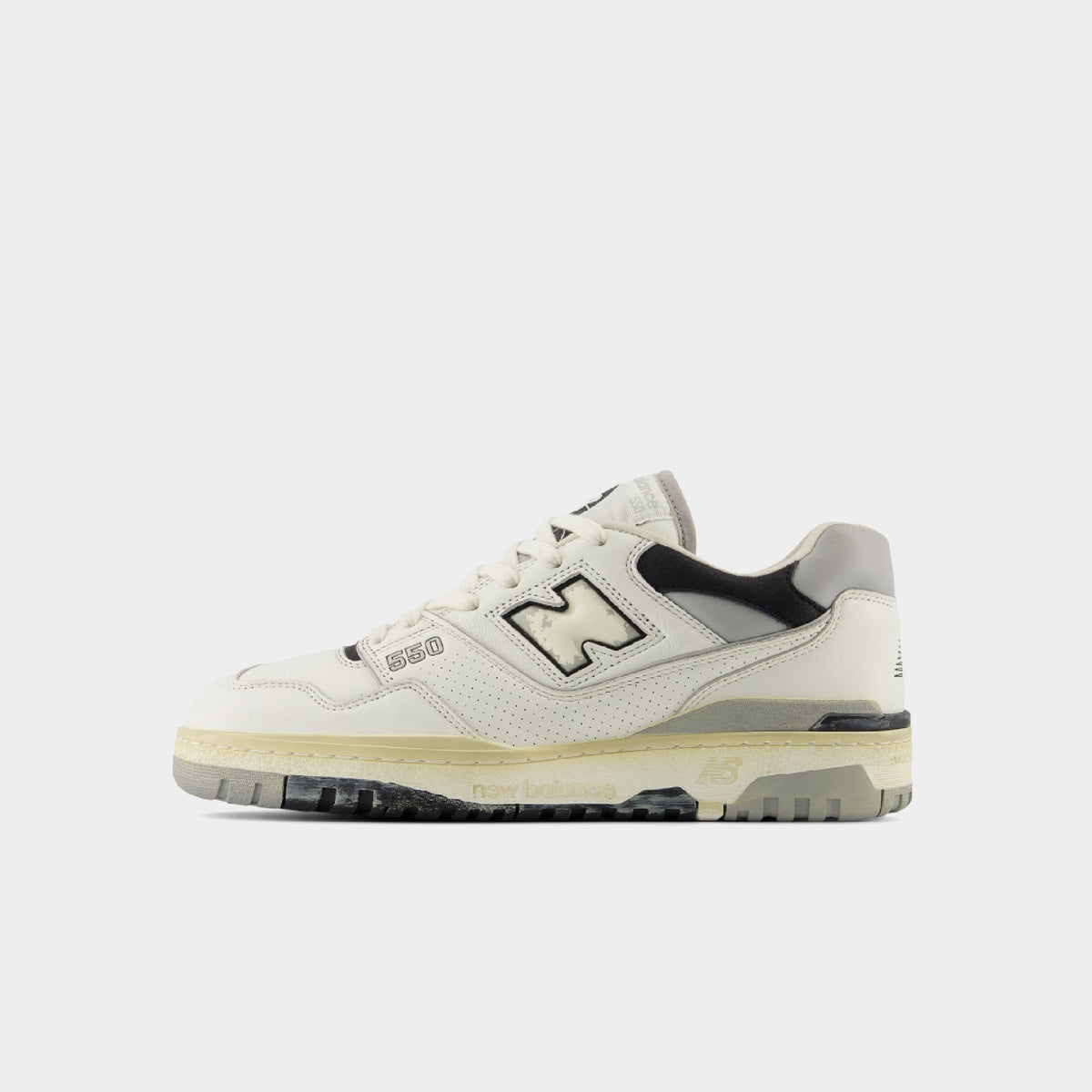 New Balance 550 Image 1 - LUZACTIVE - AUSTRALIA